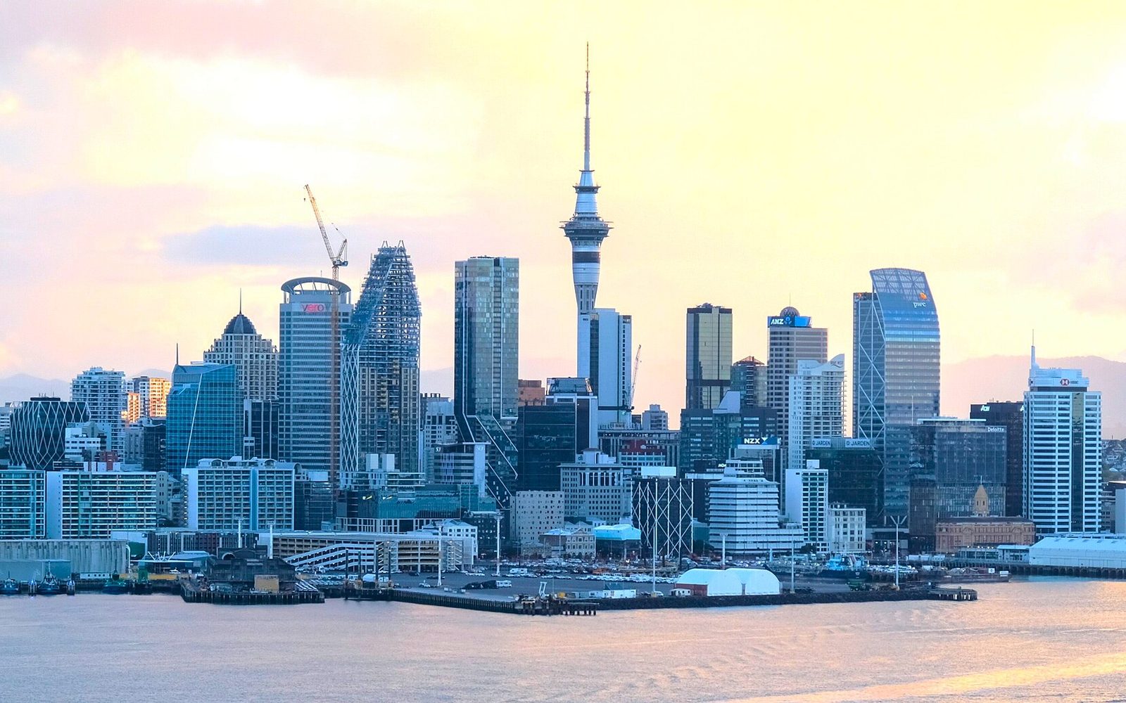 Auckland skyline — Auckland flight from SFO